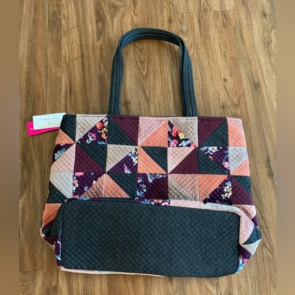 Vera Bradley Patchwork Iconic Vera Tote in Denim Navy New - Picture 2 of 7